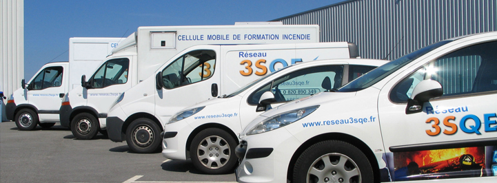 Tous nos véhicules ainsi que nos camions de mise en situation